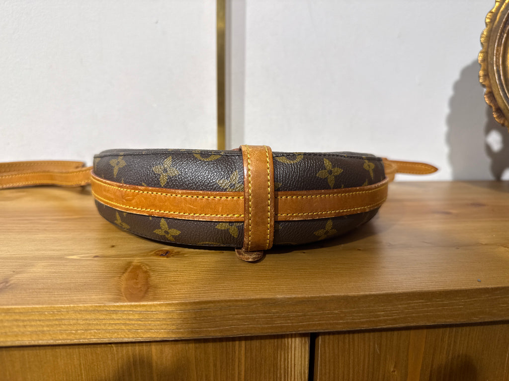 Louis Vuitton Chantilly MM Crossbody