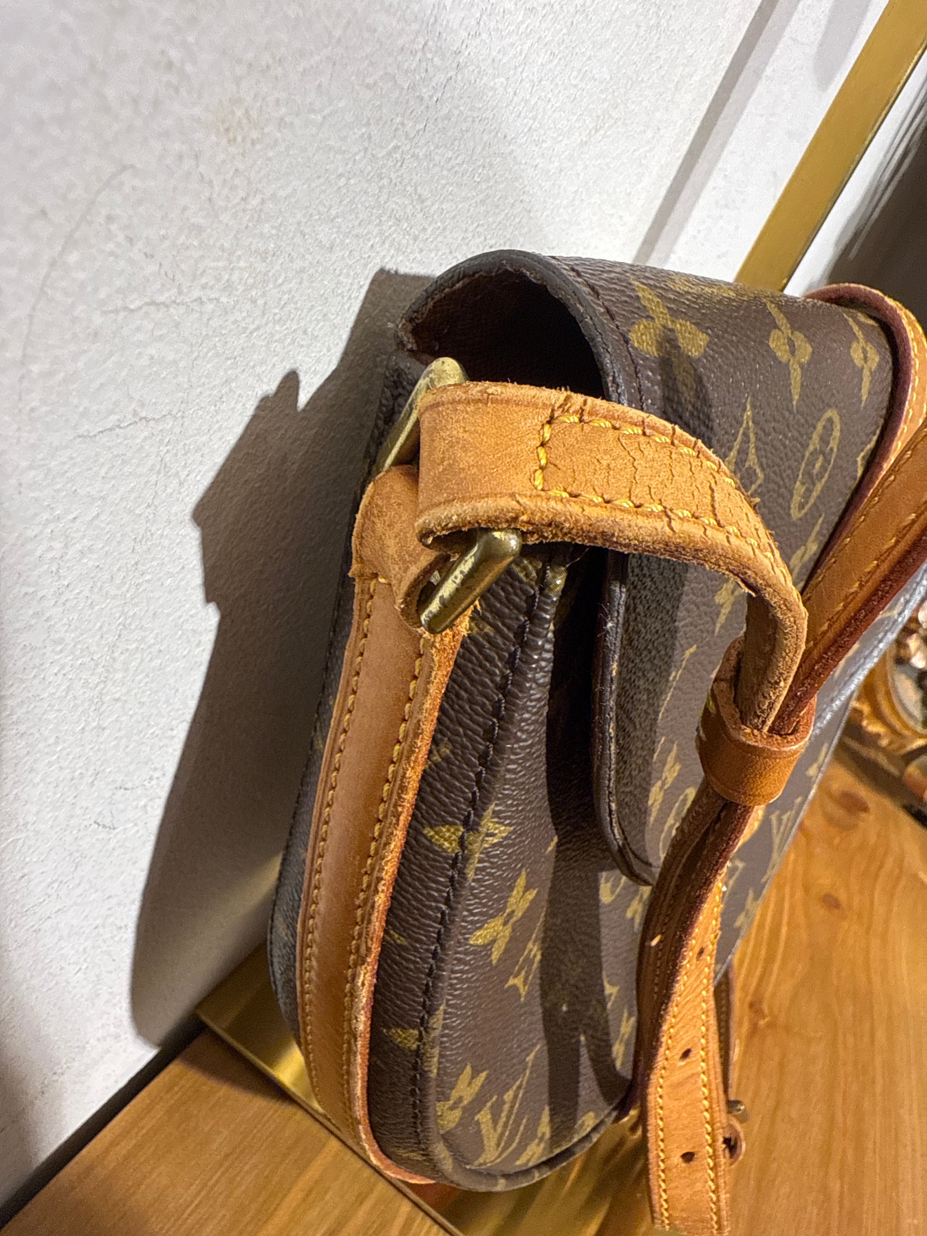 Louis Vuitton Chantilly MM Crossbody