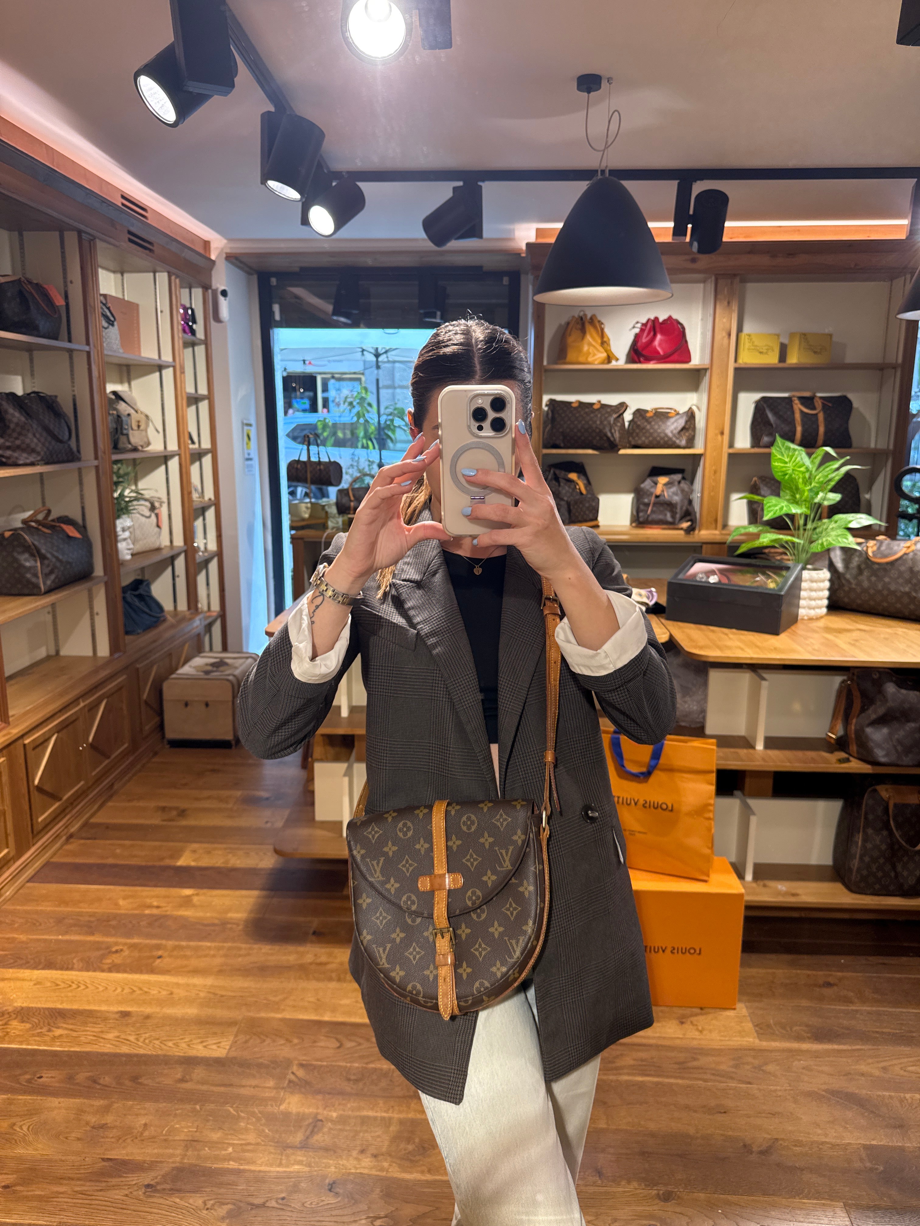 Louis Vuitton Chantilly MM Crossbody