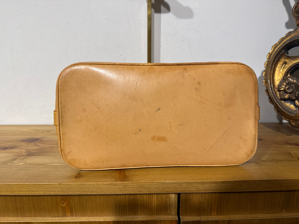 Louis Vuitton Alma Monogram