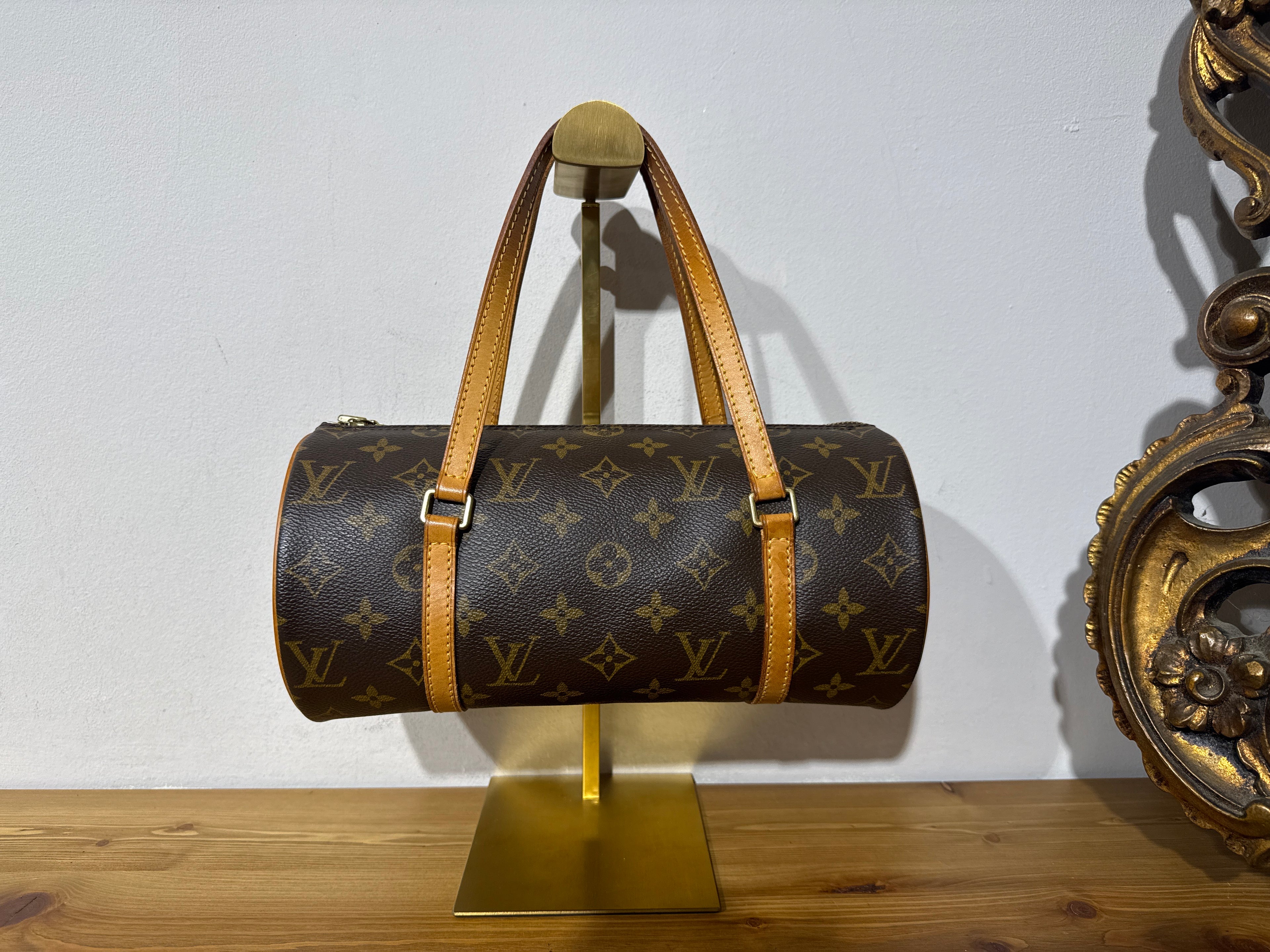 Louis Vuitton Papillon 26 monogram