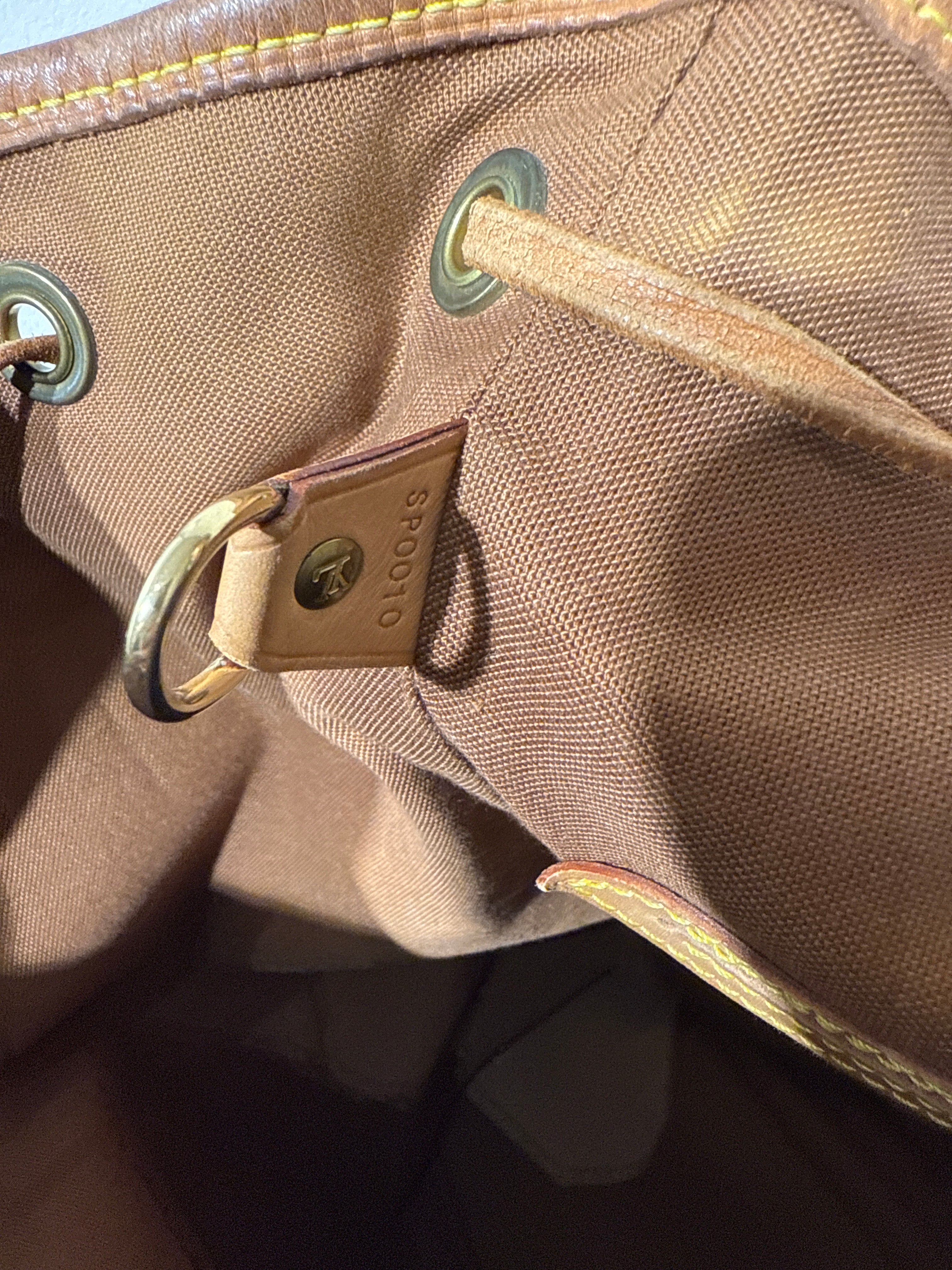 Louis Vuitton Montsouris GM