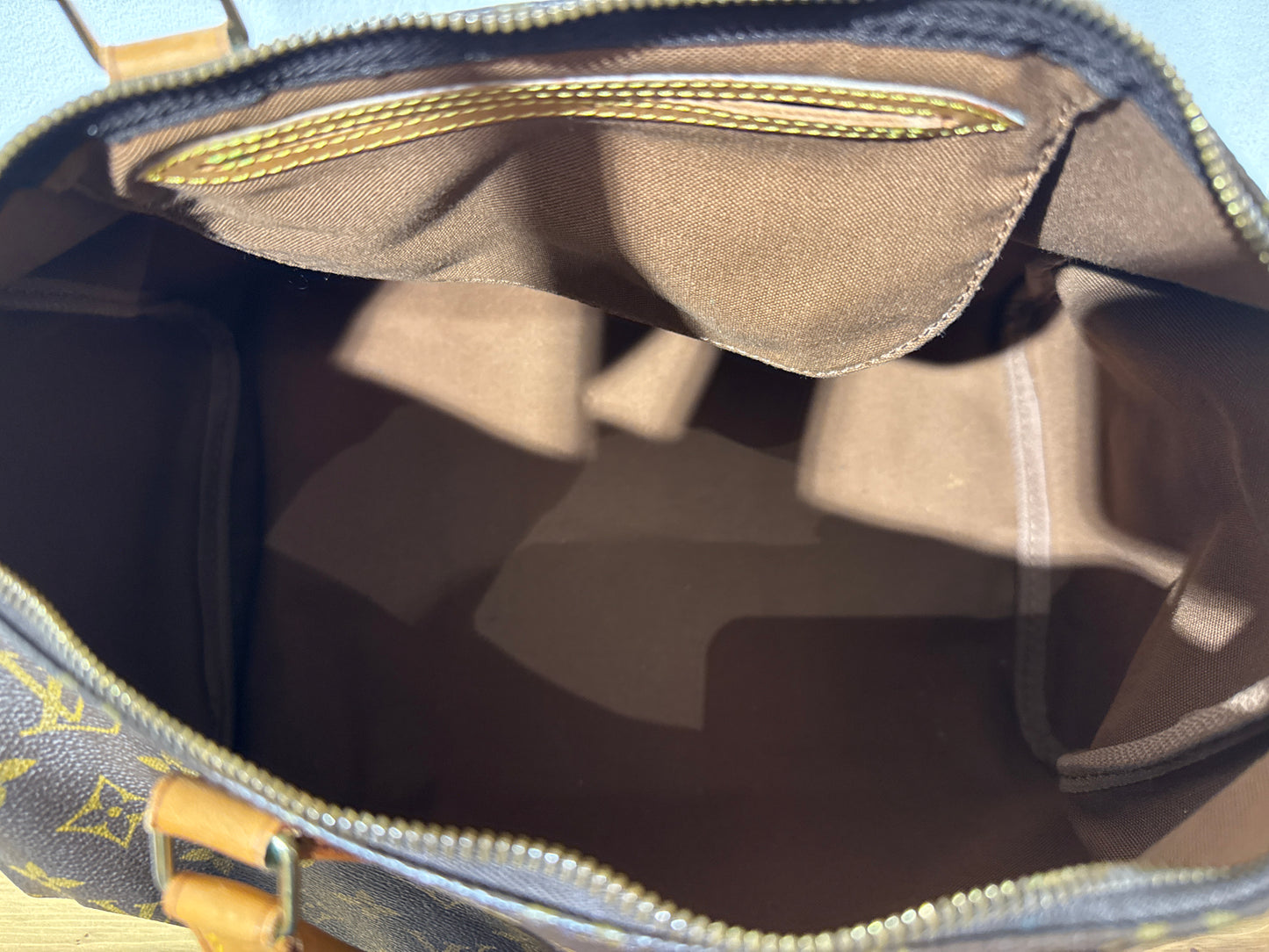 Louis Vuitton Speedy 35