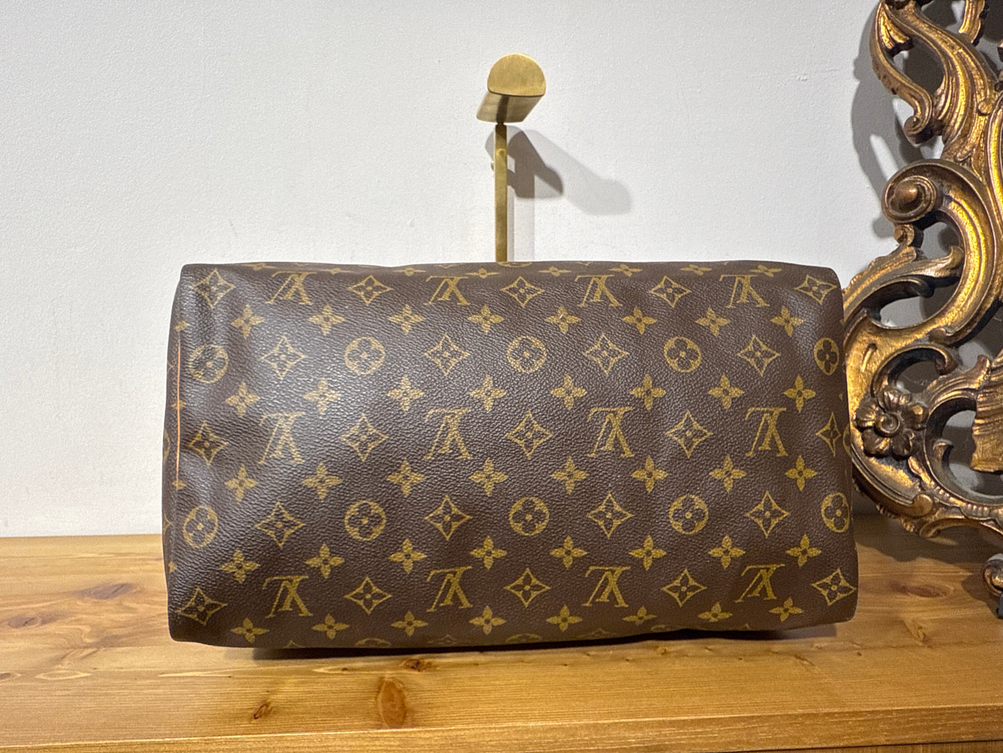 Louis Vuitton Speedy 35