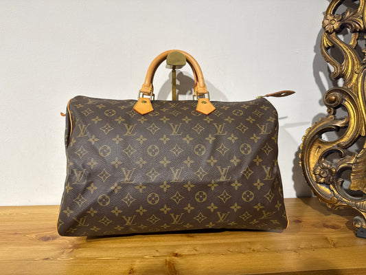 Louis Vuitton Speedy 40