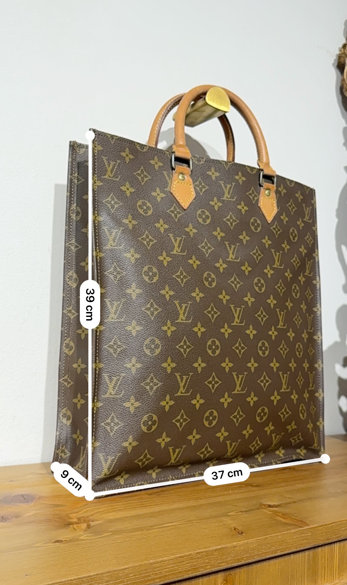 Louis Vuitton Sac Plat Monogram