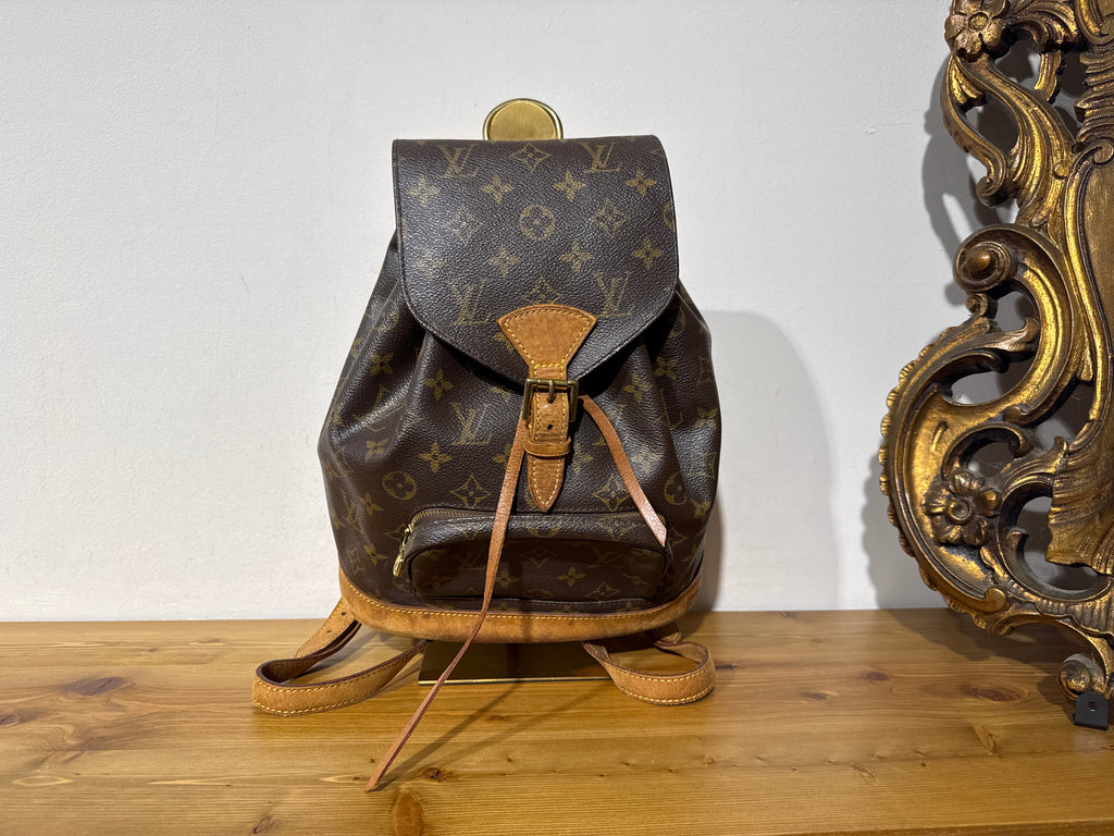 Louis Vuitton Montsouris MM