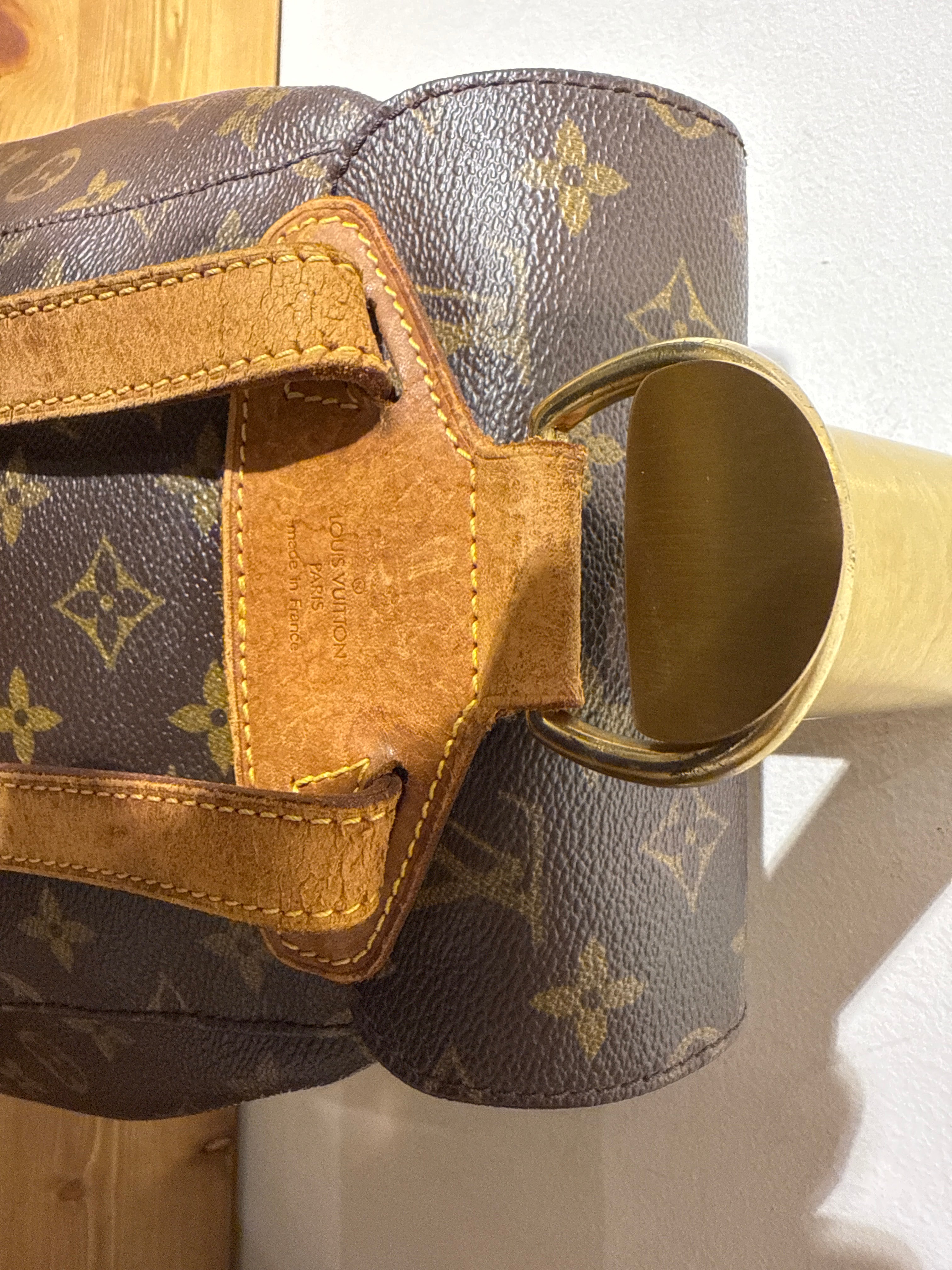 Louis Vuitton Montsouris MM