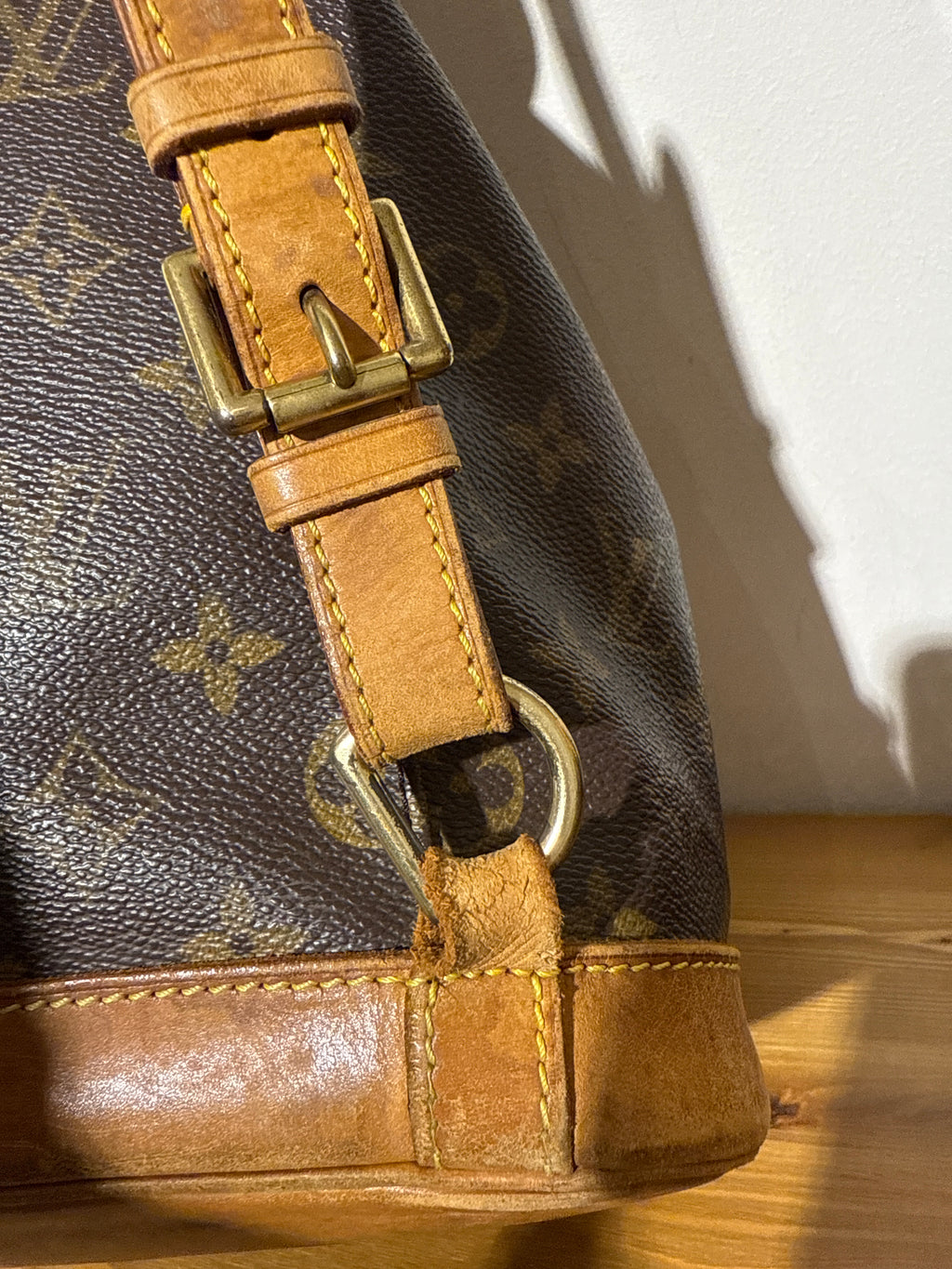 Louis Vuitton Montsouris MM