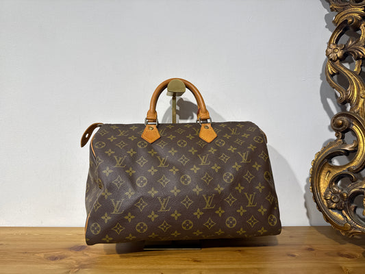 Louis Vuitton Speedy 35