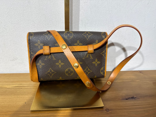 Louis Vuitton Pochette Florentine