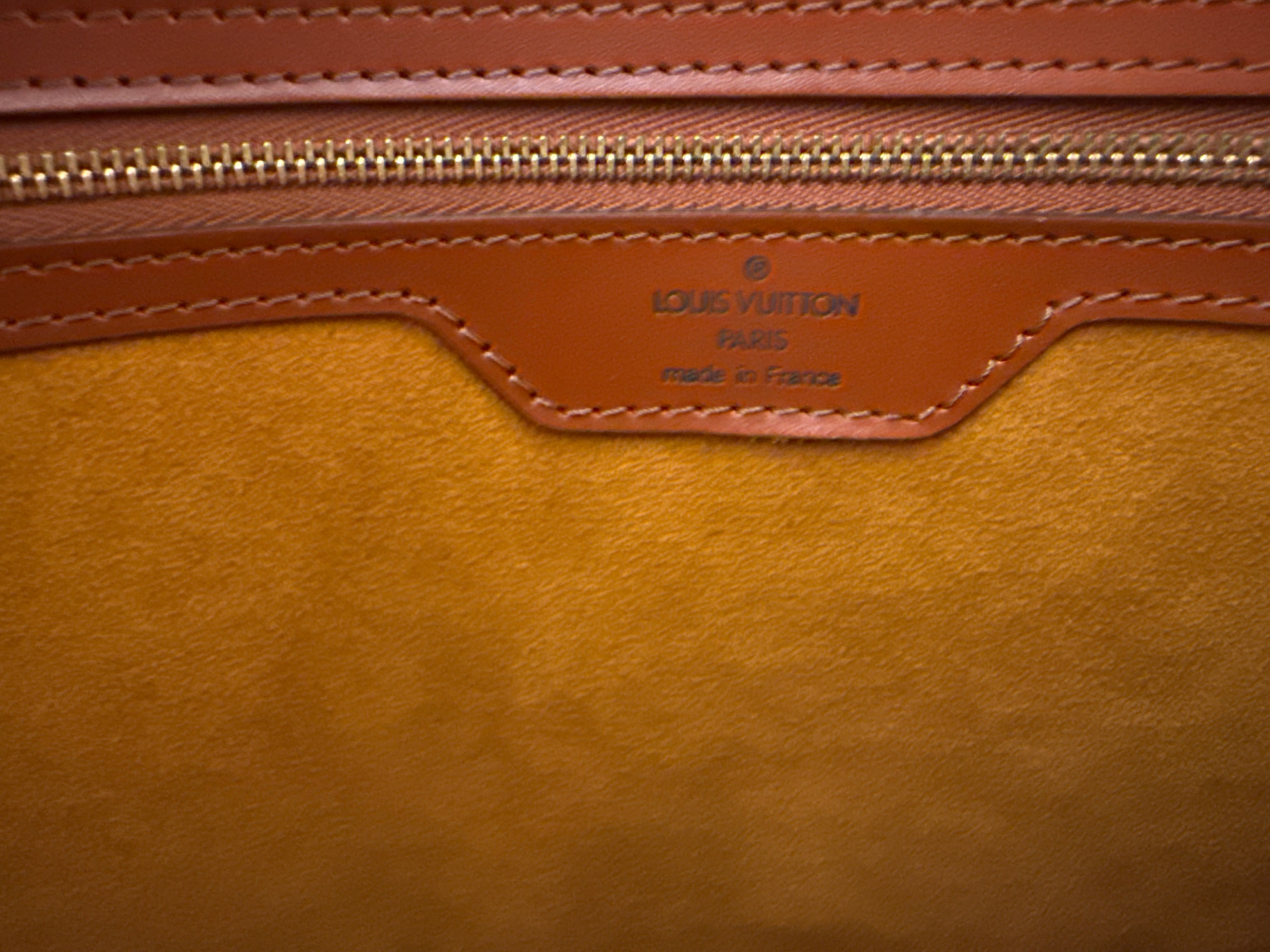 Louis Vuitton Epi Sanit Jacques Shopping