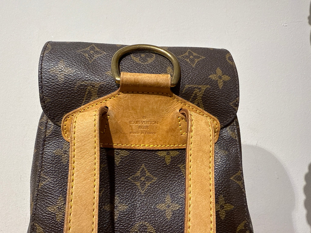 Louis Vuitton Montsouirs MM