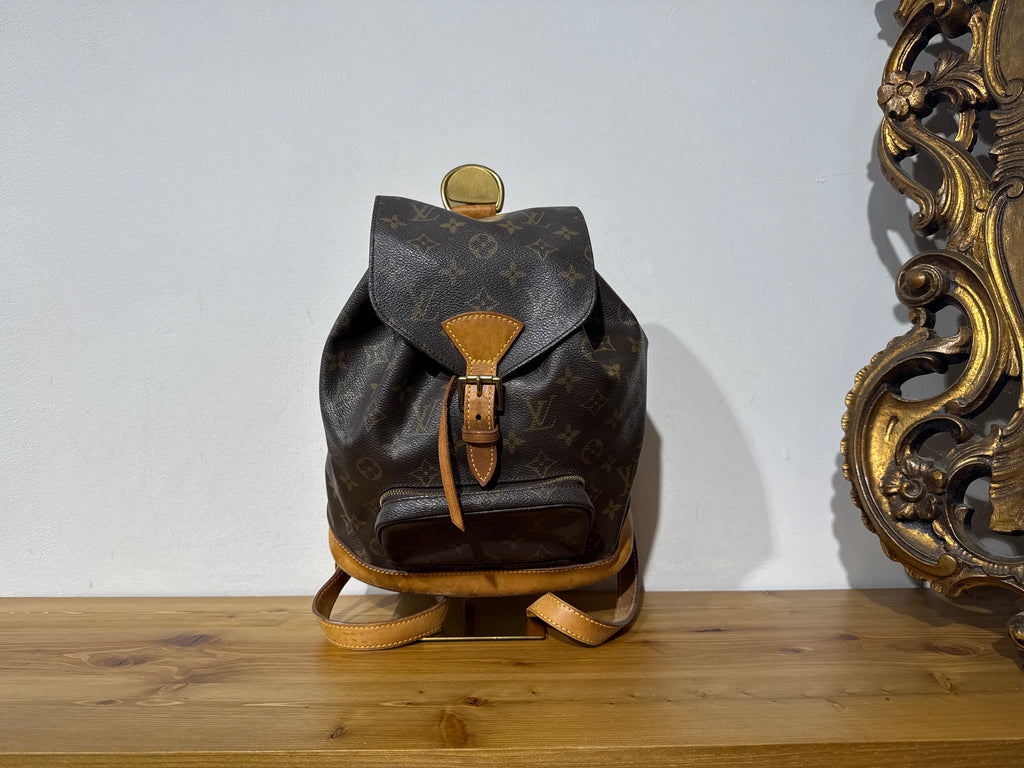 Louis Vuitton Montsouirs MM