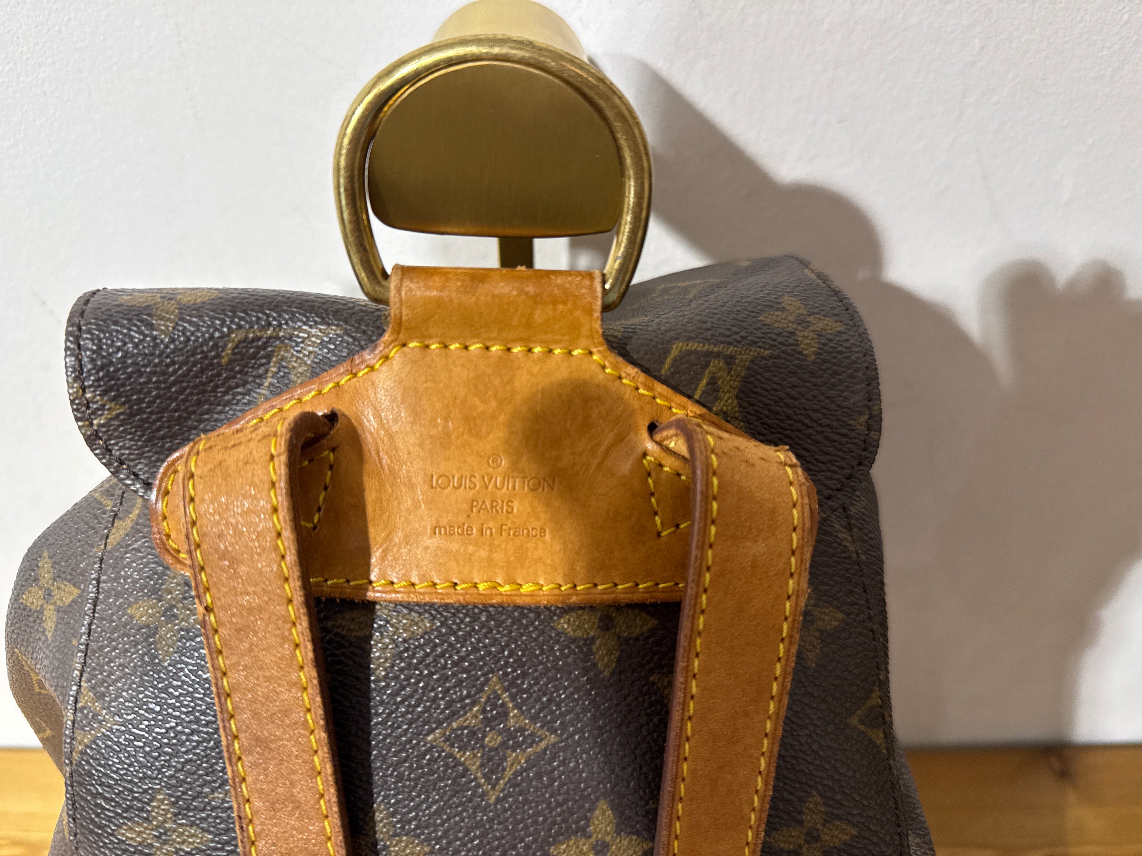 Louis Vuitton Montsouirs MM