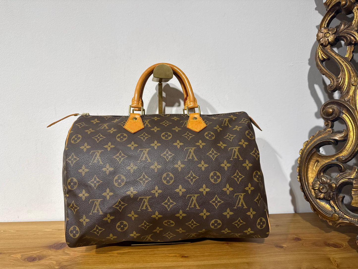 Louis Vuitton Speedy 35 Monogram