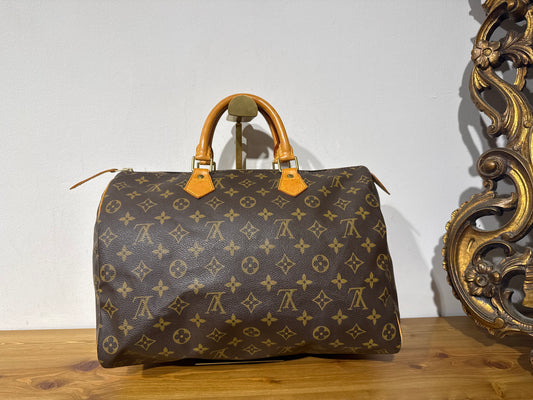 Louis Vuitton Speedy 35 Monogram