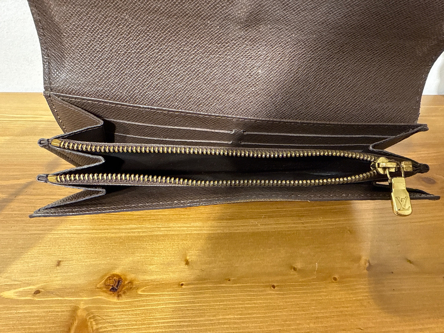 Louis Vuitton Sarah Purse Wallet