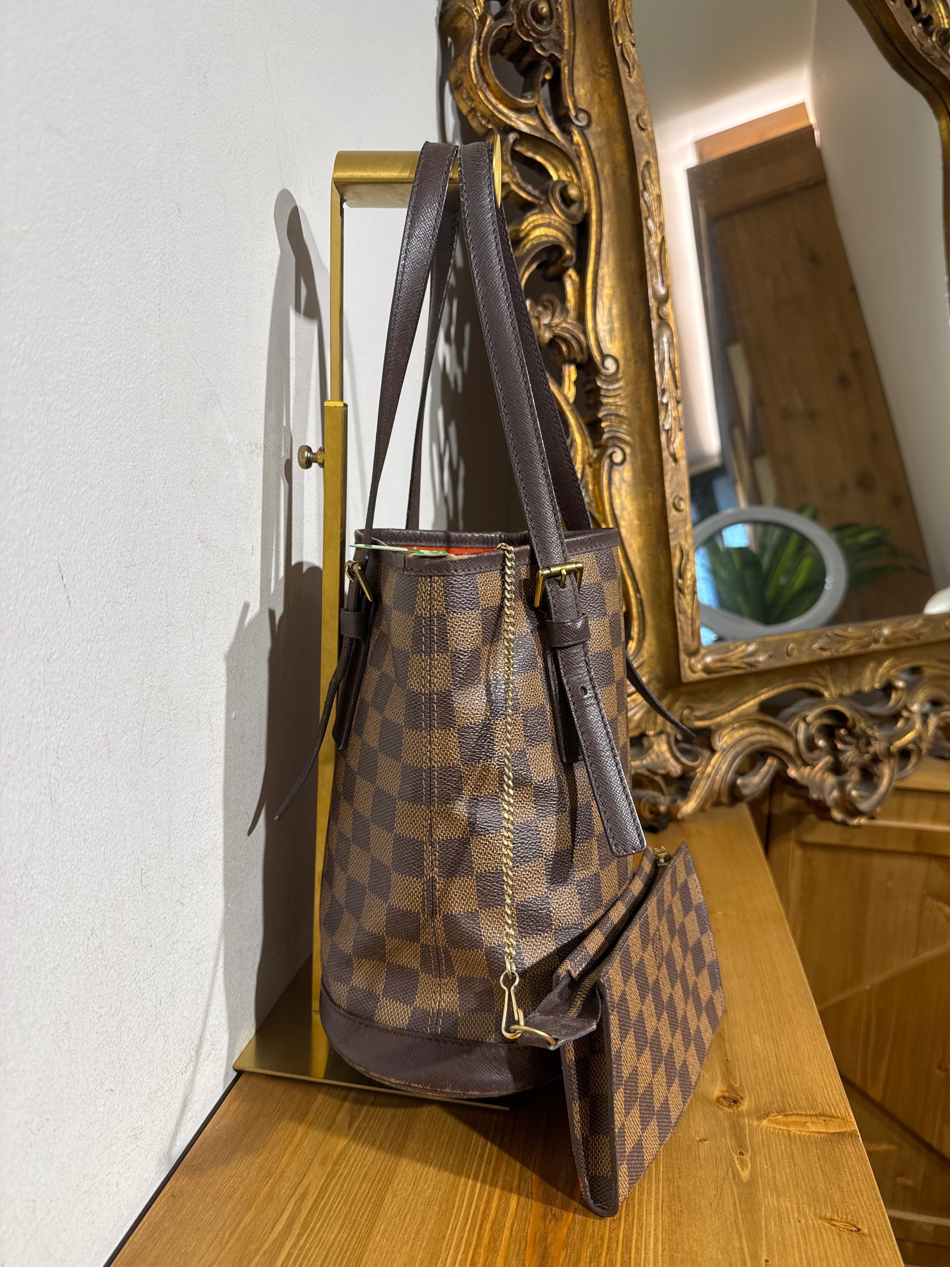 Louis Vuitton Marais Damier