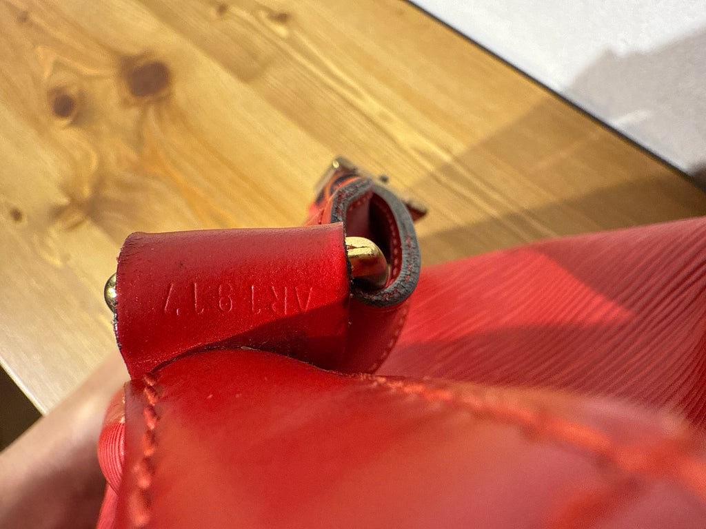 Louis Vuitton Epi Petit Noe red