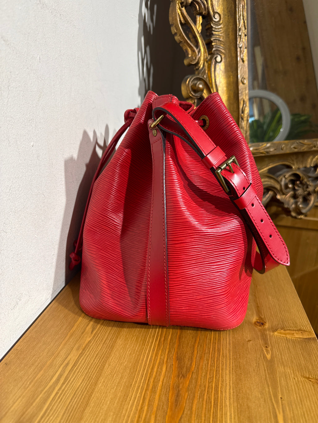 Louis Vuitton Epi Petit Noe red