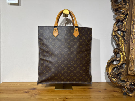 Louis Vuitton Sac Plat Monogram