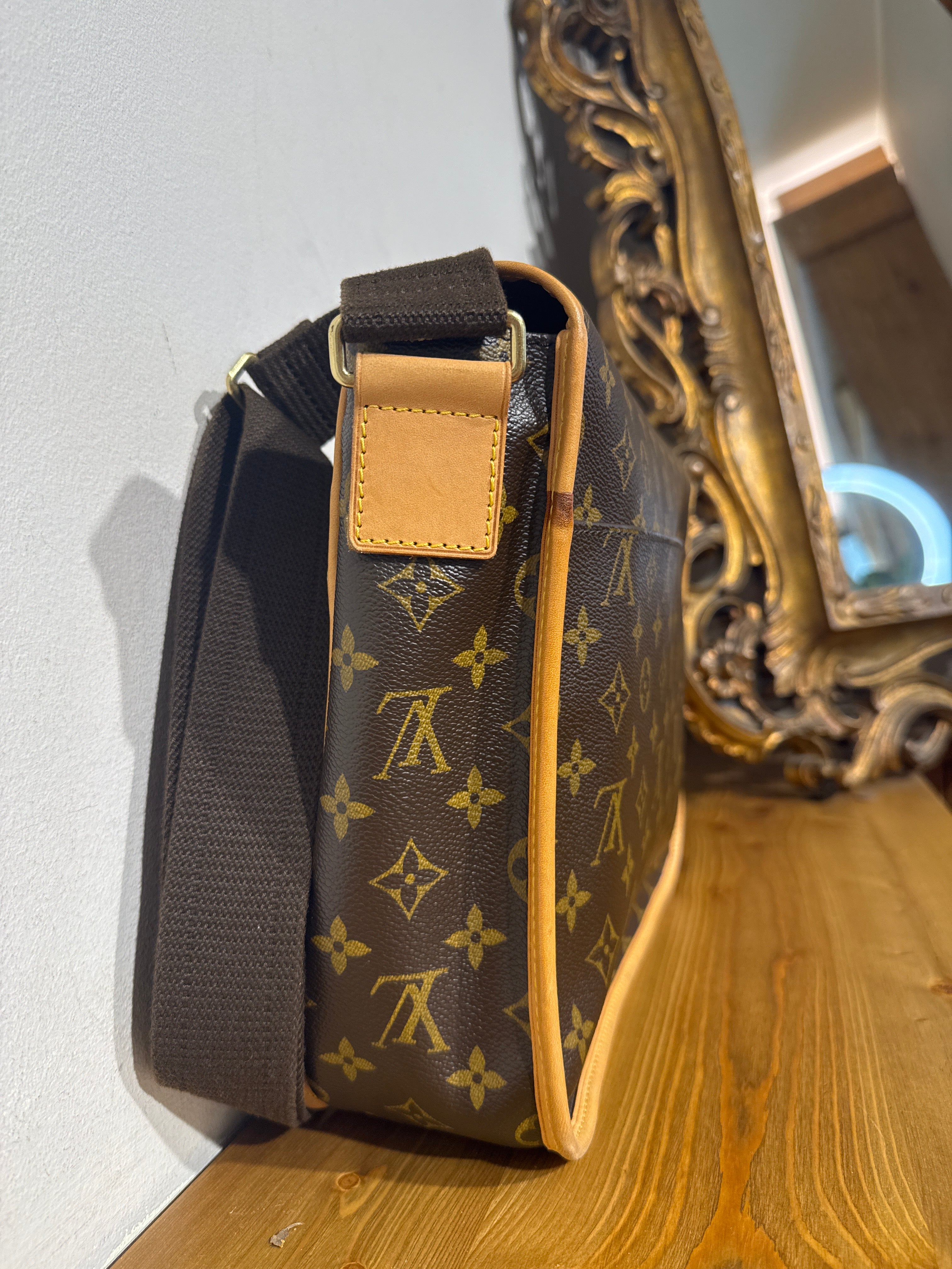 Louis Vuitton Bosphore Monogram