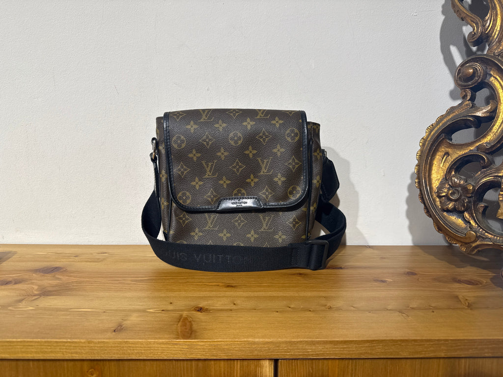 Louis Vuitton Bus PM