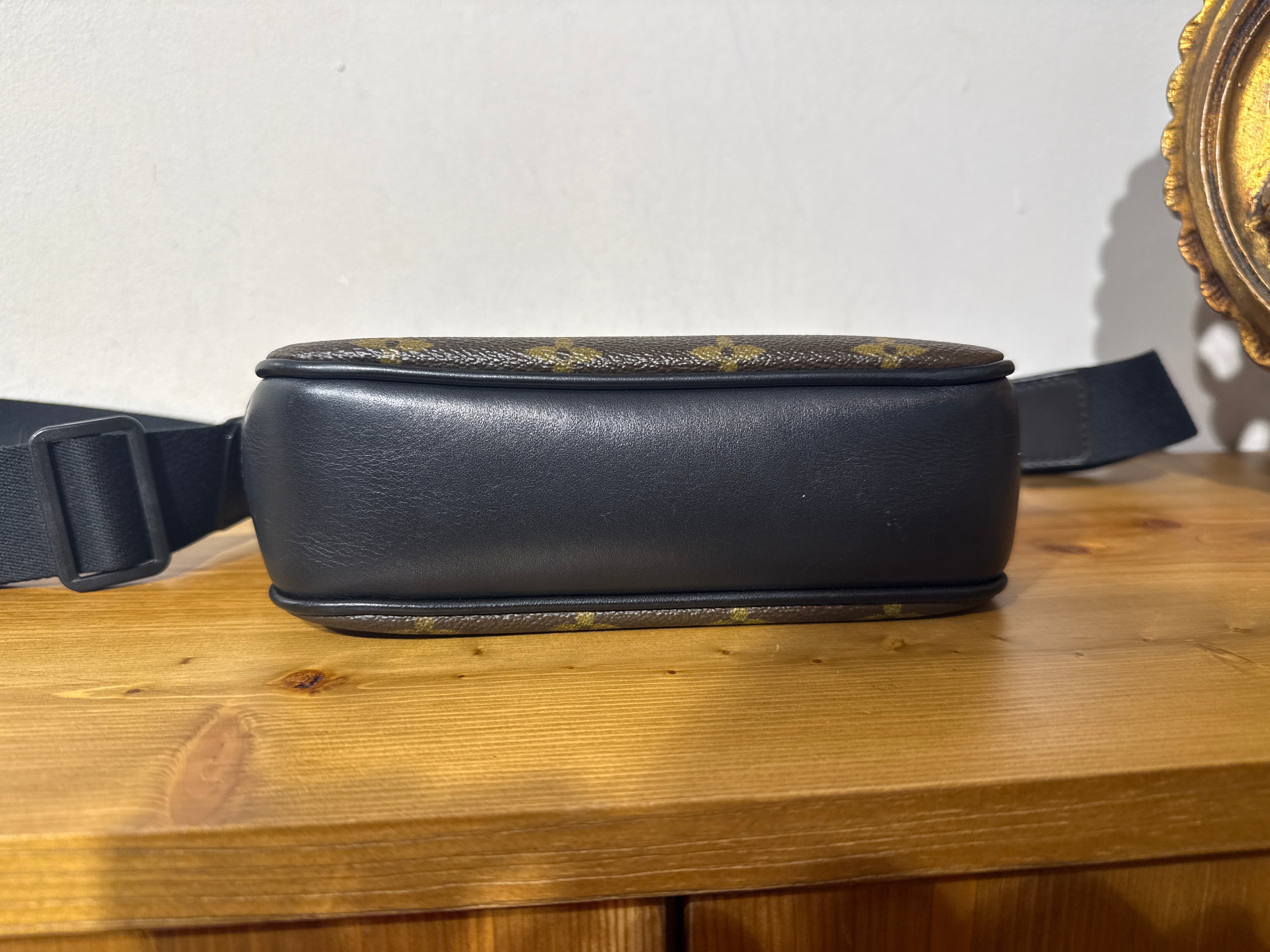 Louis Vuitton Bus PM