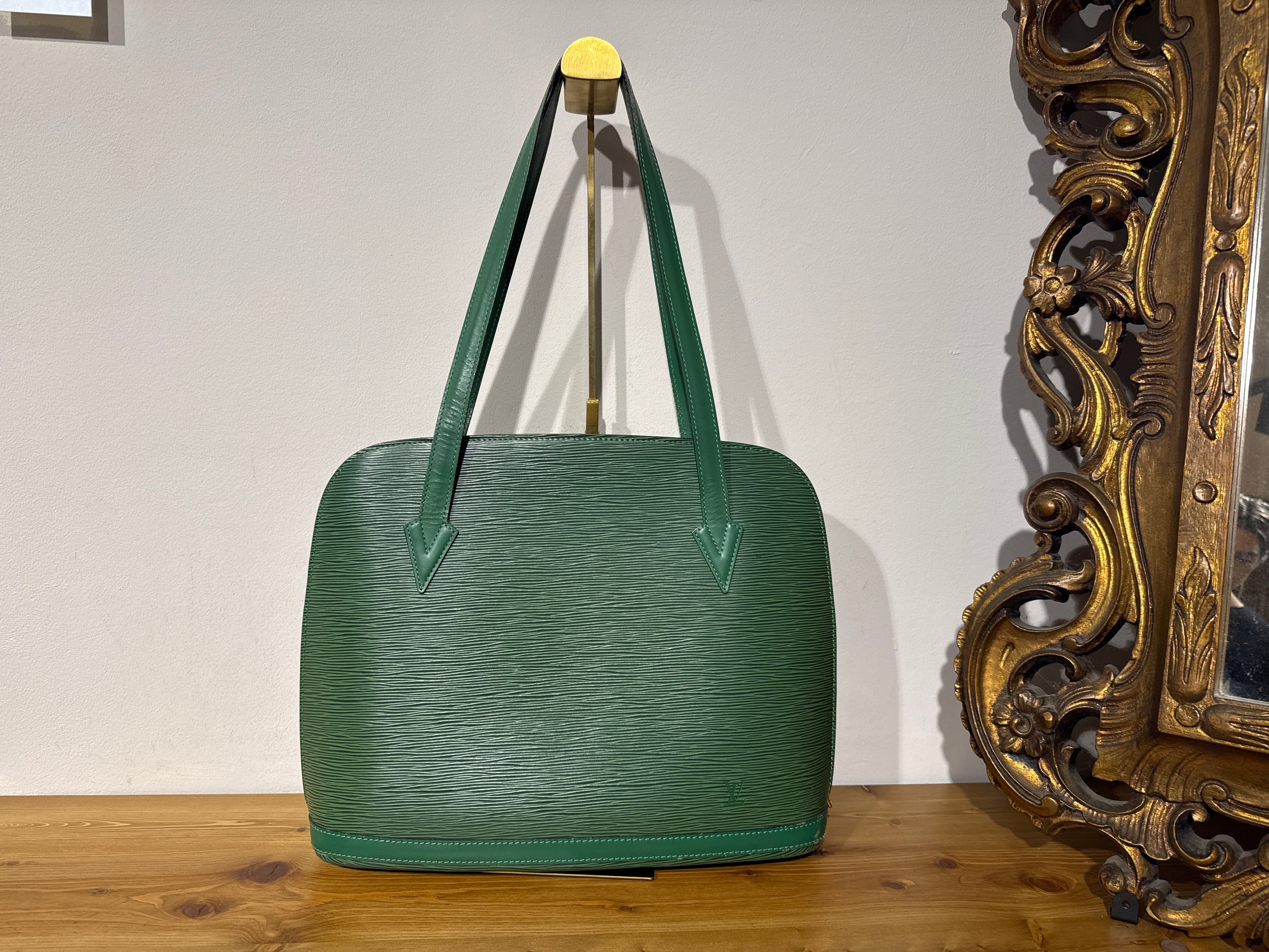 Louis Vuitton Borneo Epi Green
