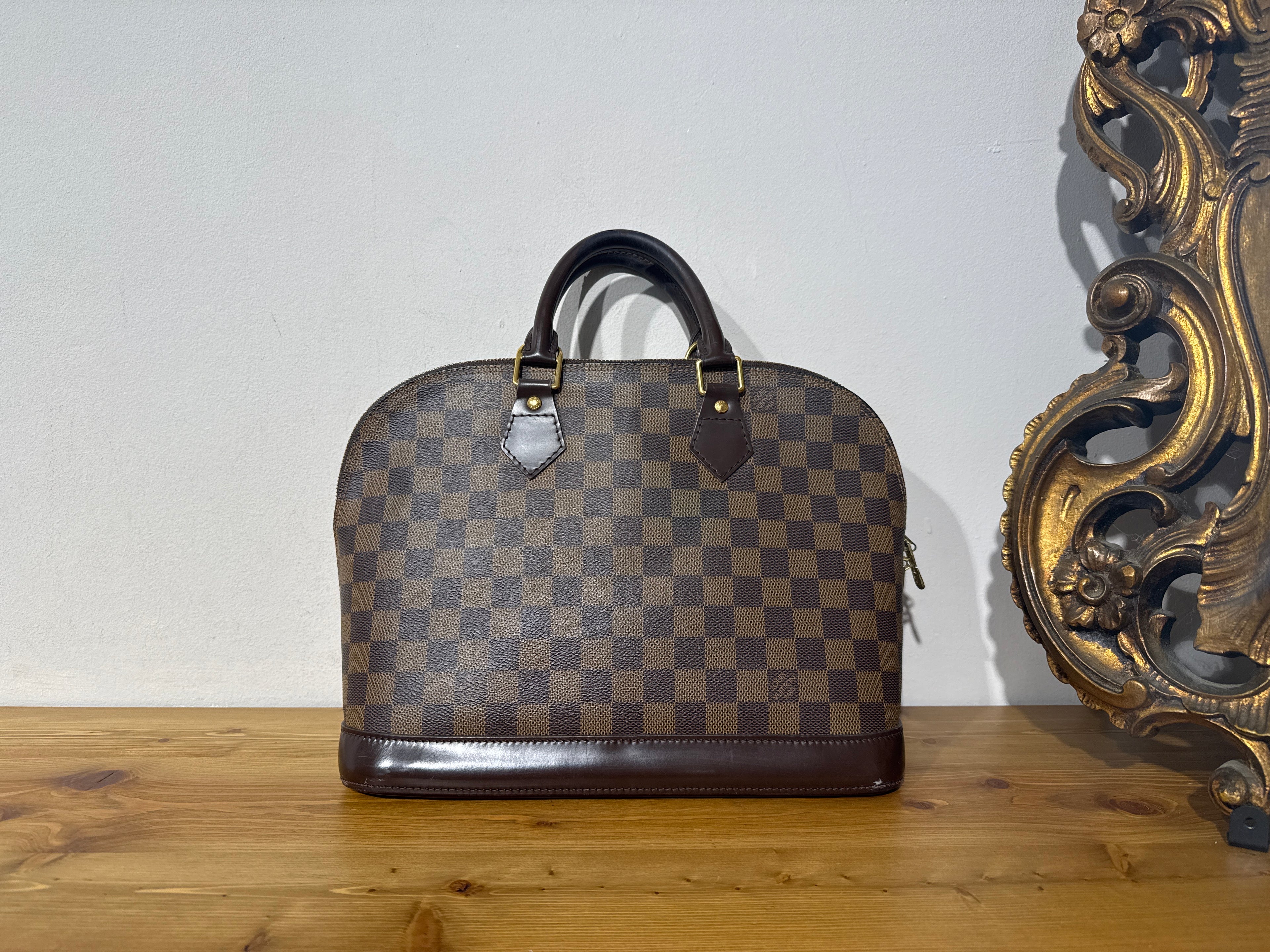 Louis Vuitton Alma Damier