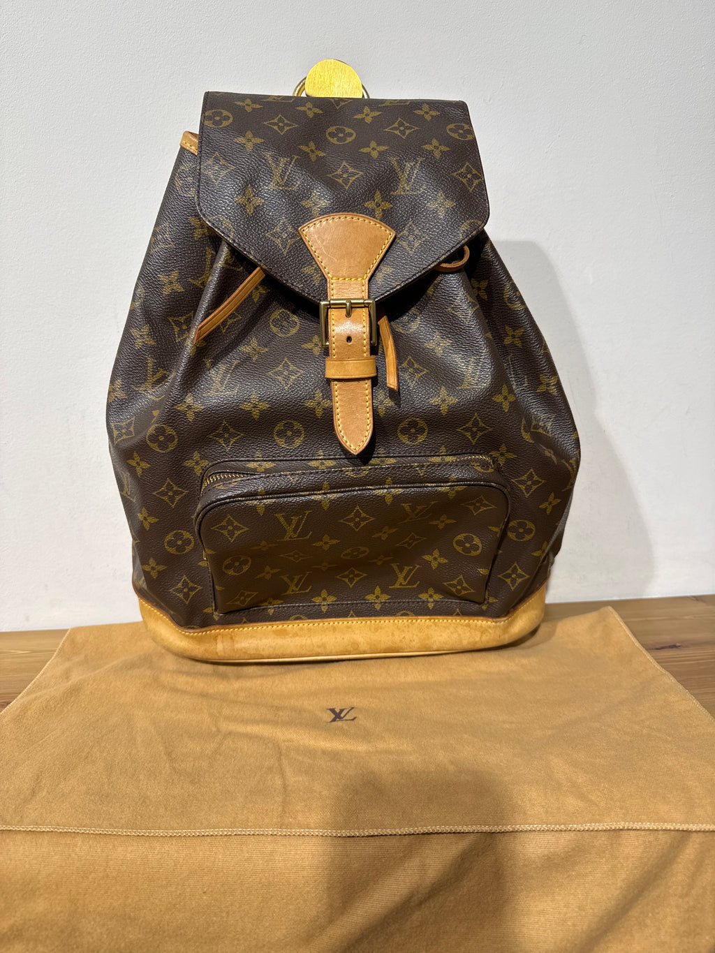 Louis Vuitton Montsouris GM