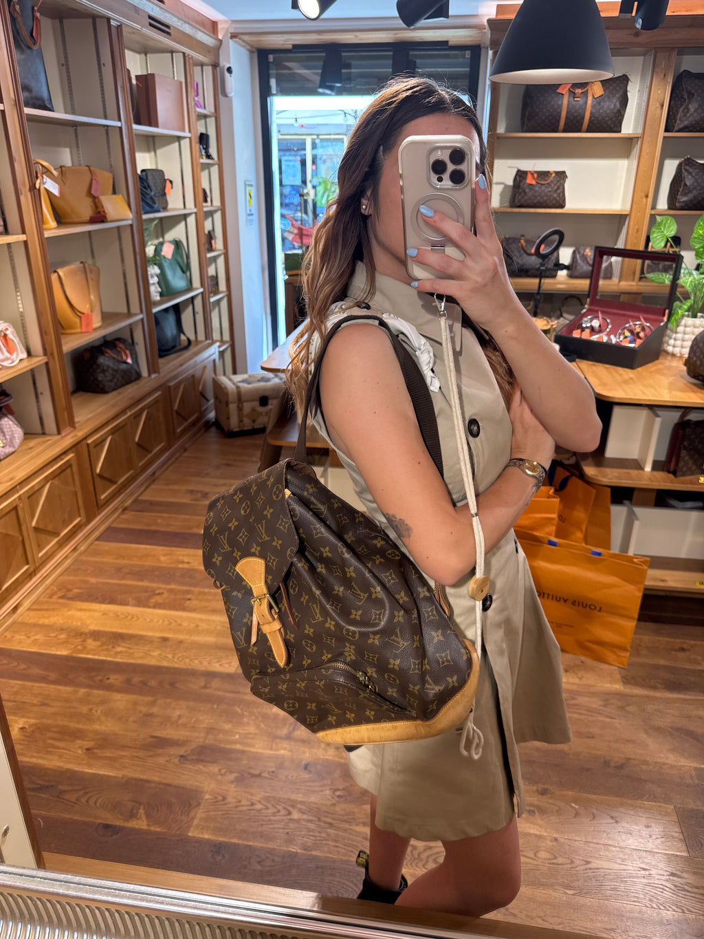 Louis Vuitton Montsouris GM