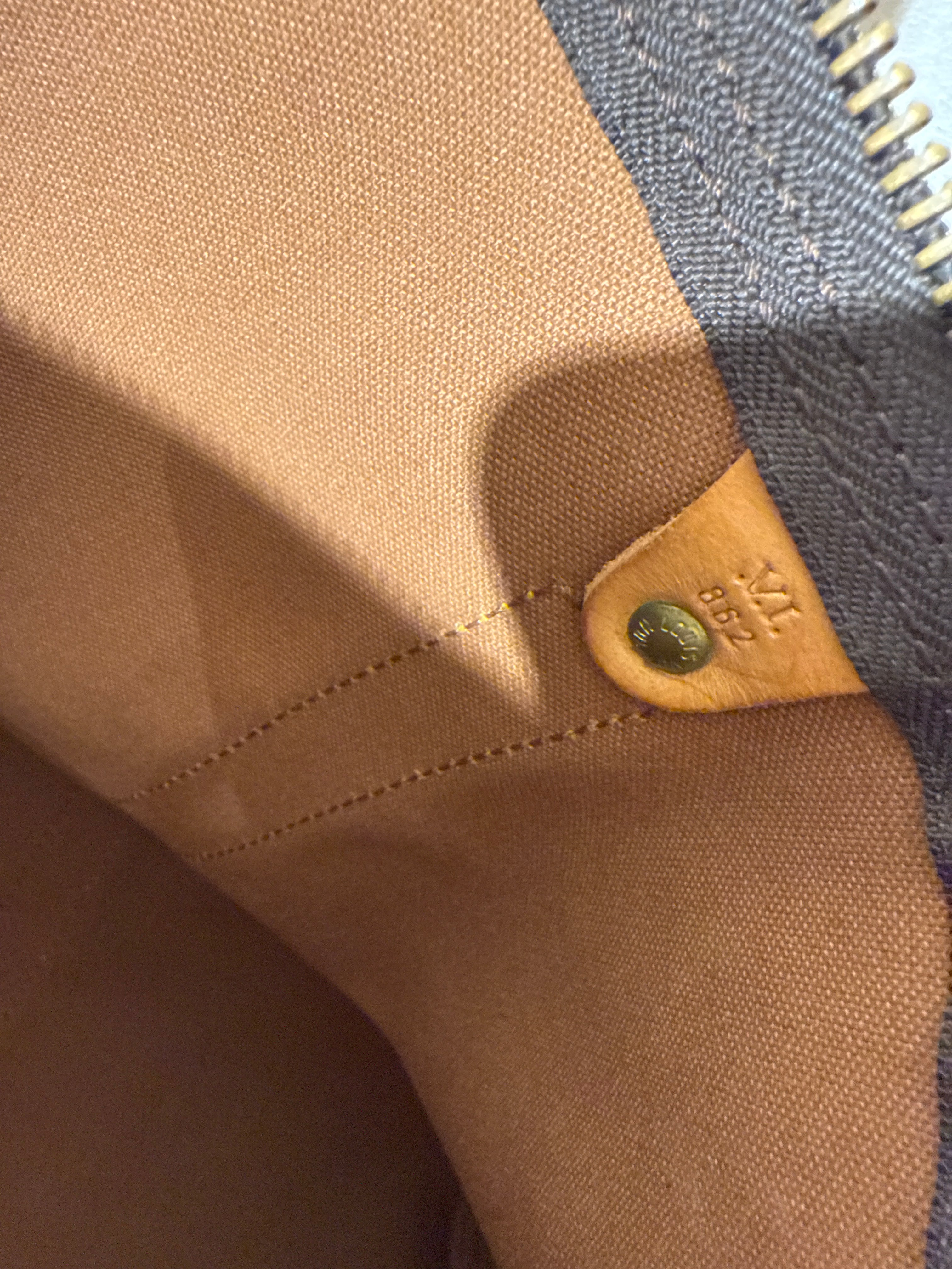 Louis Vuitton Keepall 50