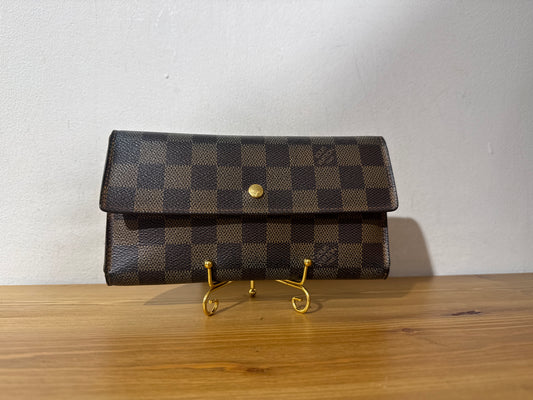 Louis Vuitton Portefeuille International