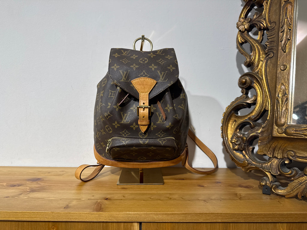 Louis Vuitton Montsouris MM