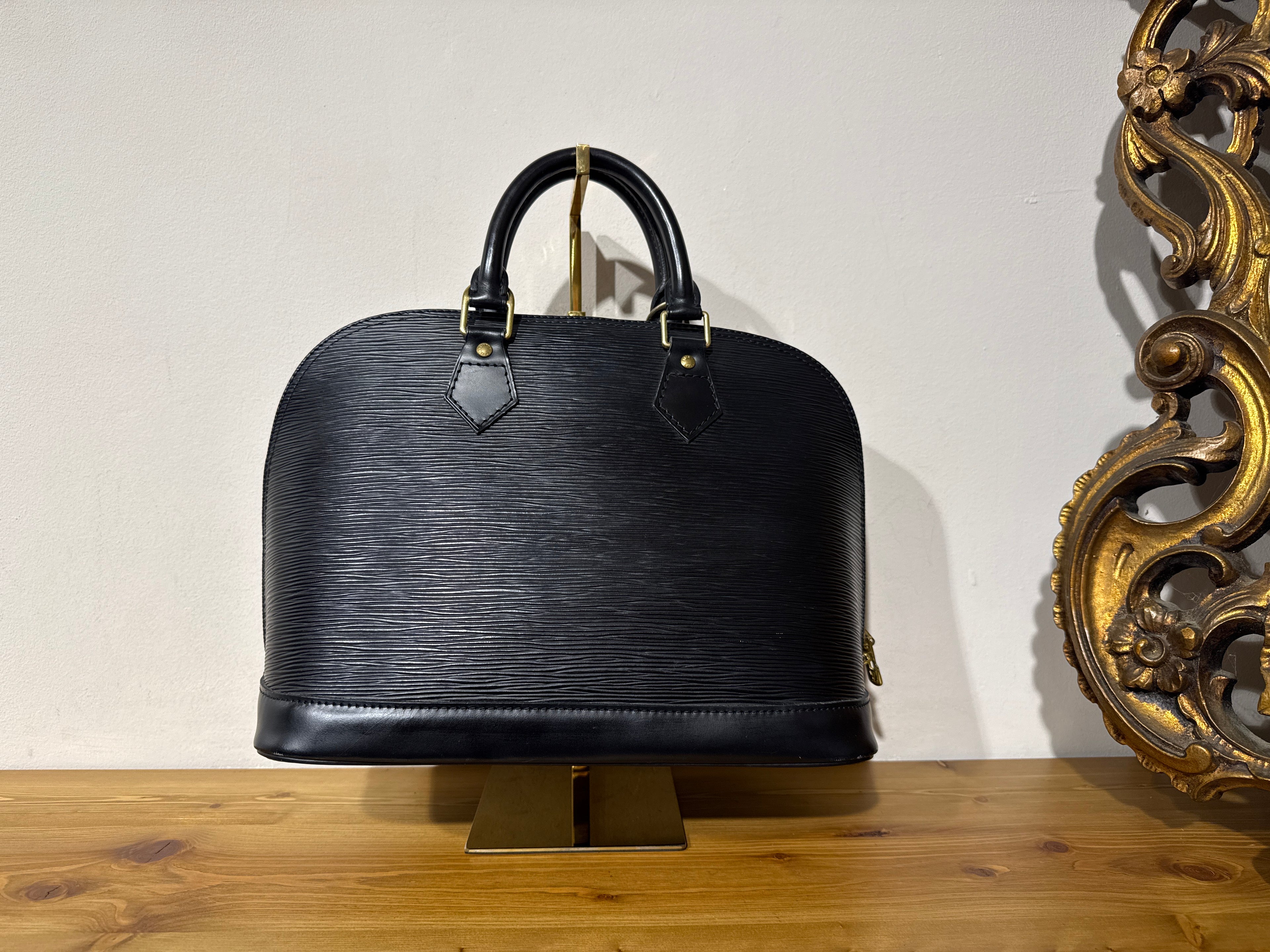 Louis Vuitton Alma Epi Black