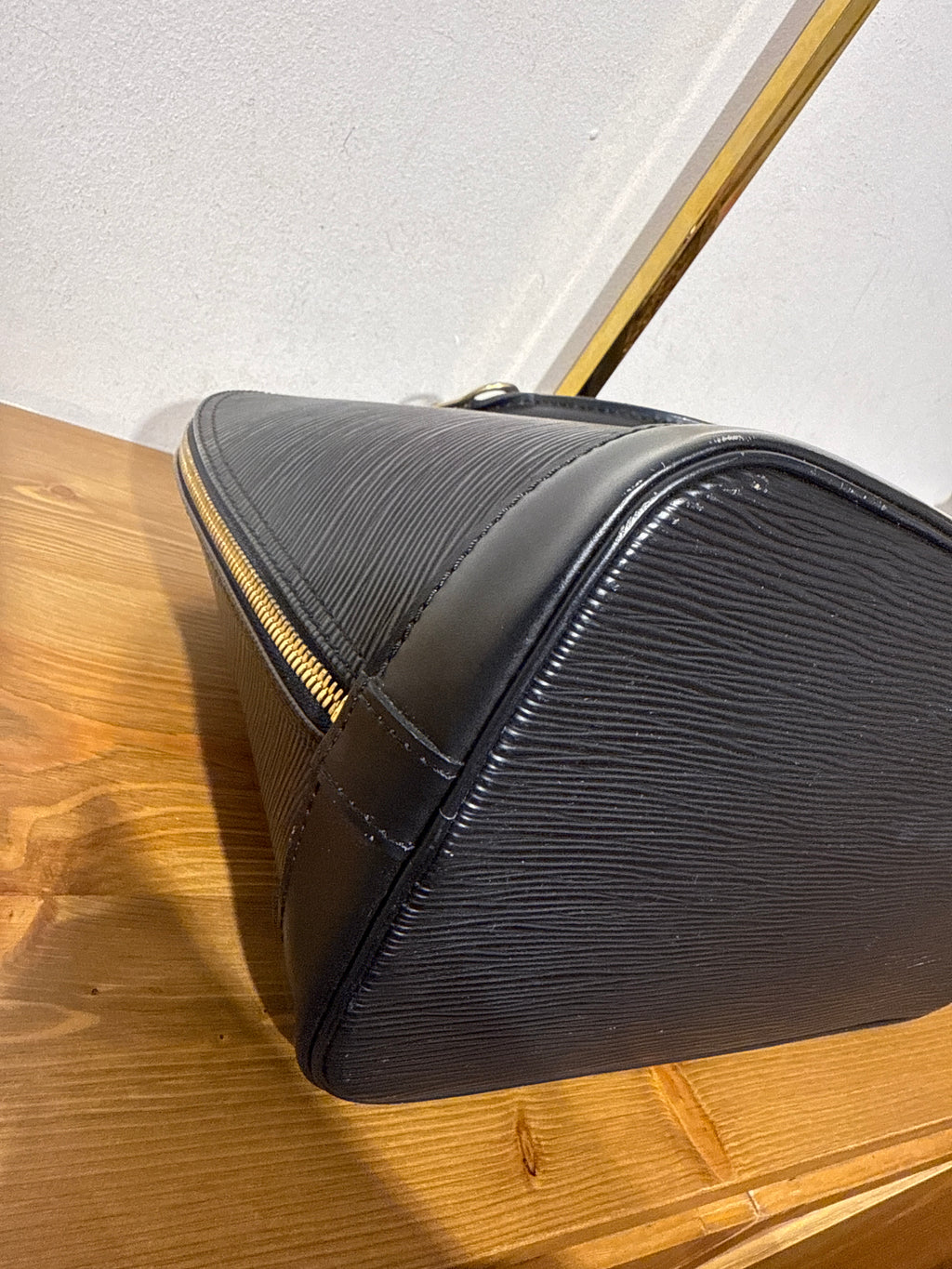 Louis Vuitton Alma Epi Black