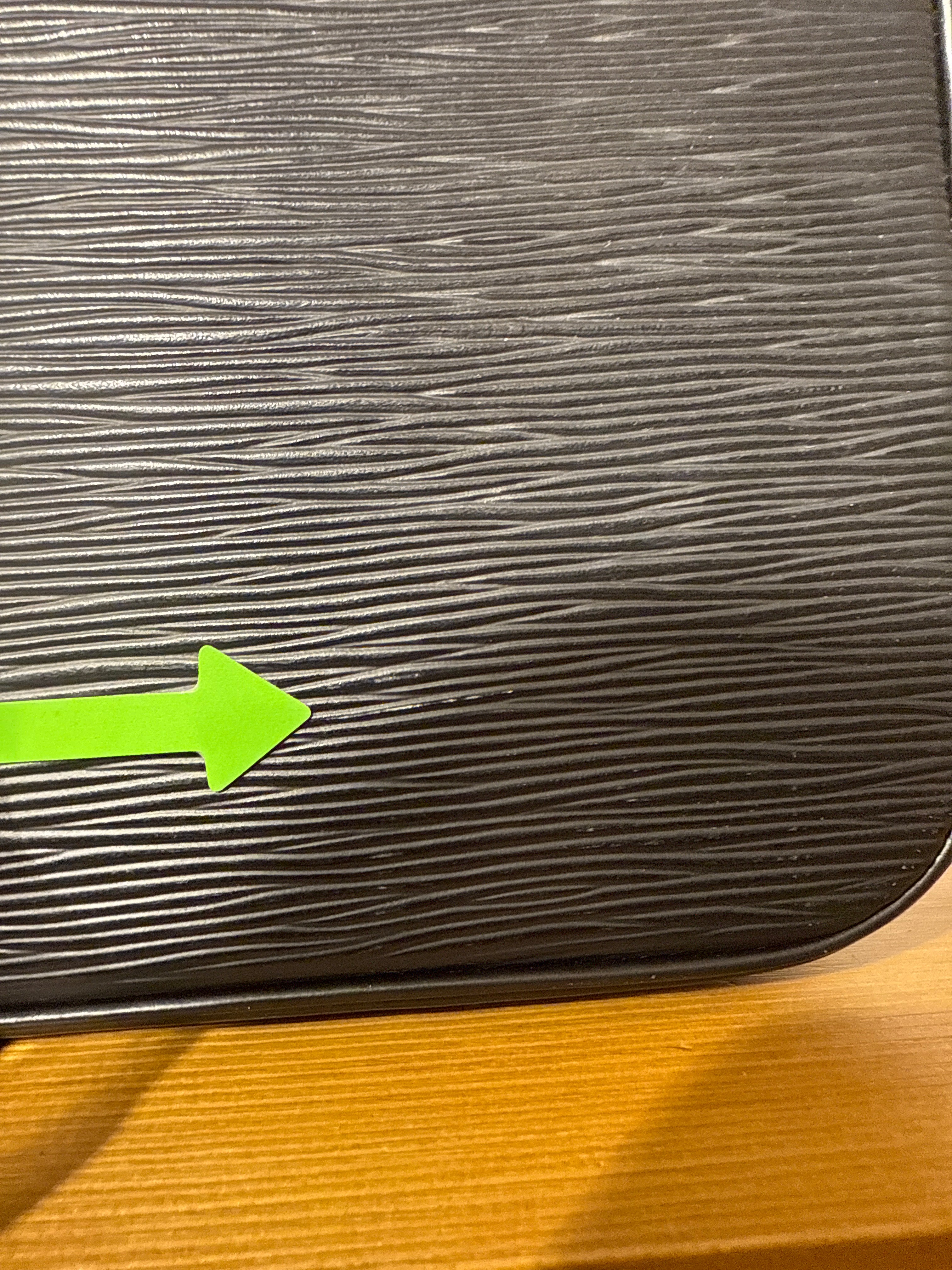 Louis Vuitton Alma Epi Black