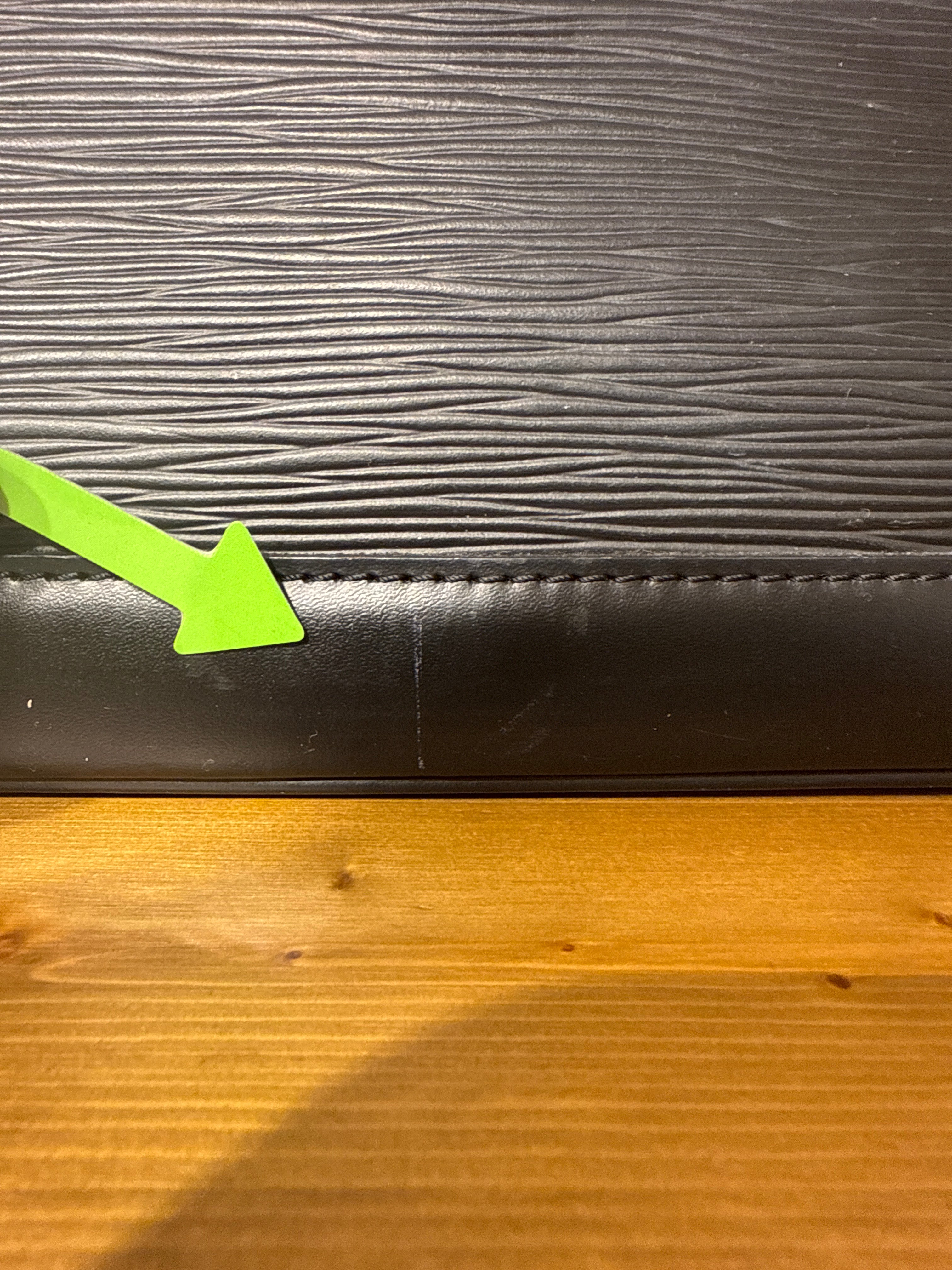 Louis Vuitton Alma Epi Black