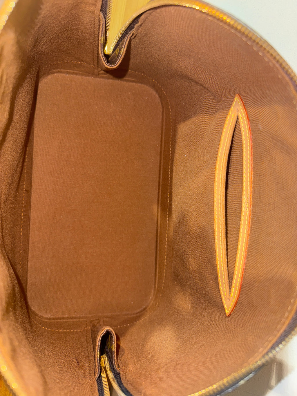 Louis Vuitton Alma Monogram