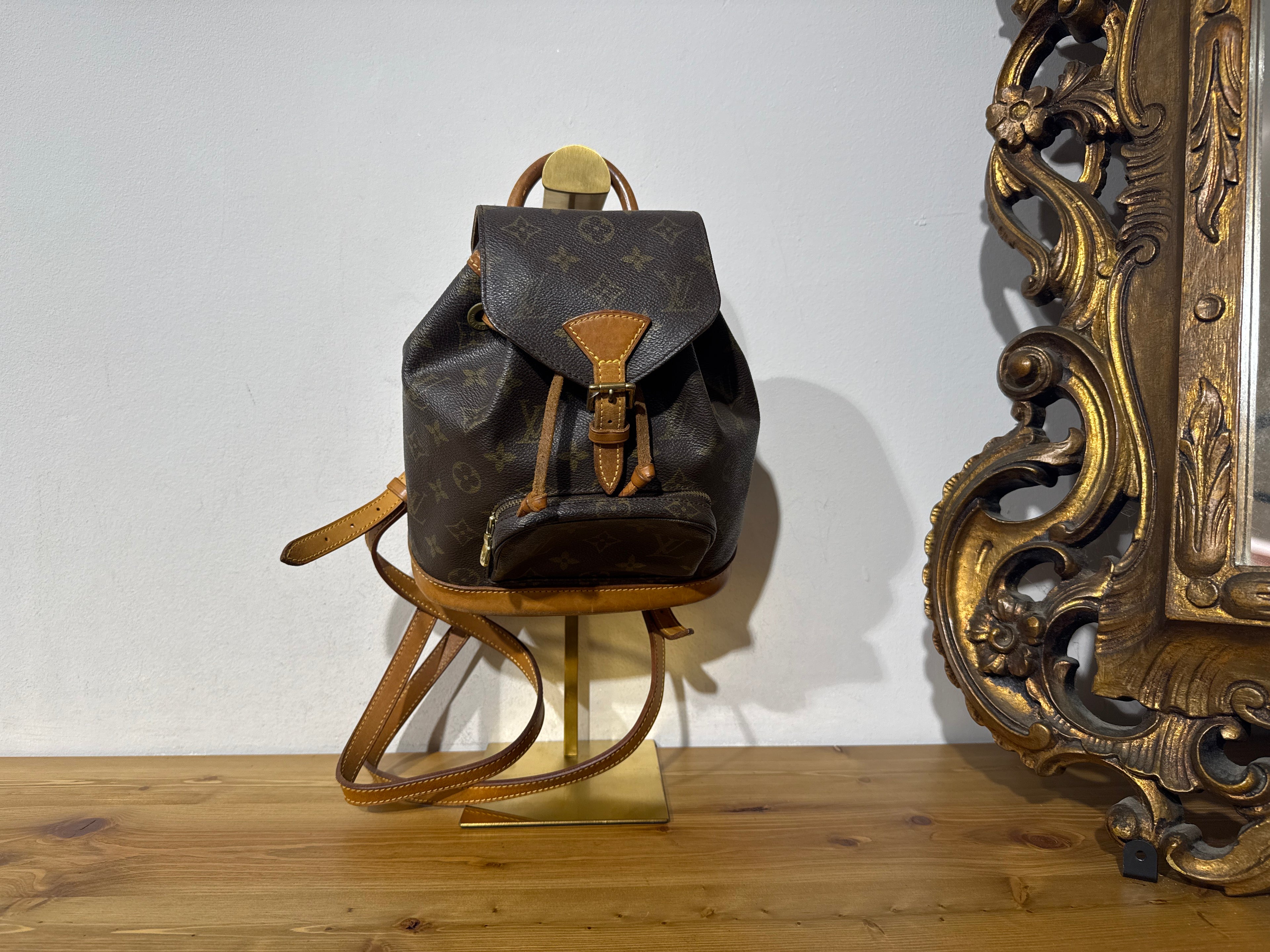 Louis Vuitton Mini Montsouris