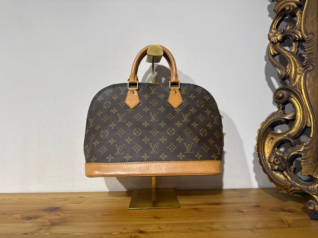 Louis Vuitton Alma Monogram