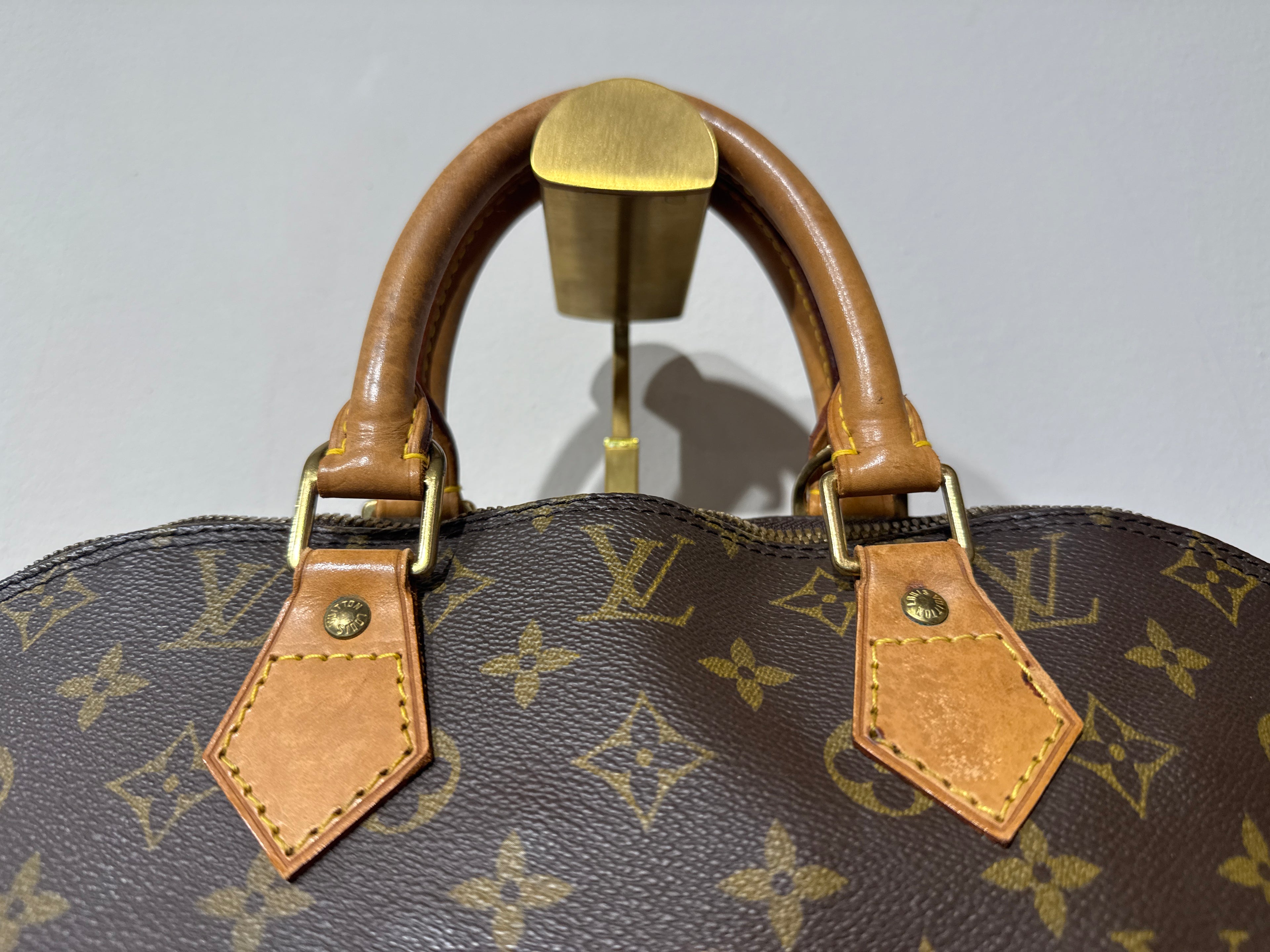 Louis Vuitton Alma Monogram