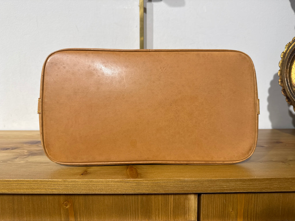 Louis Vuitton Alma Monogram