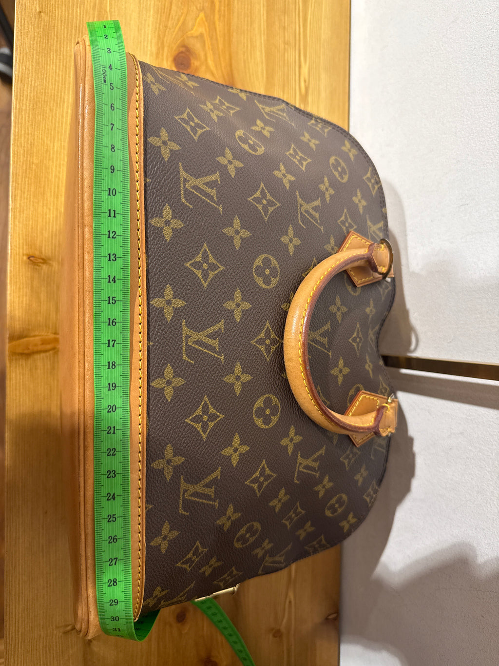 Louis Vuitton Alma Monogram