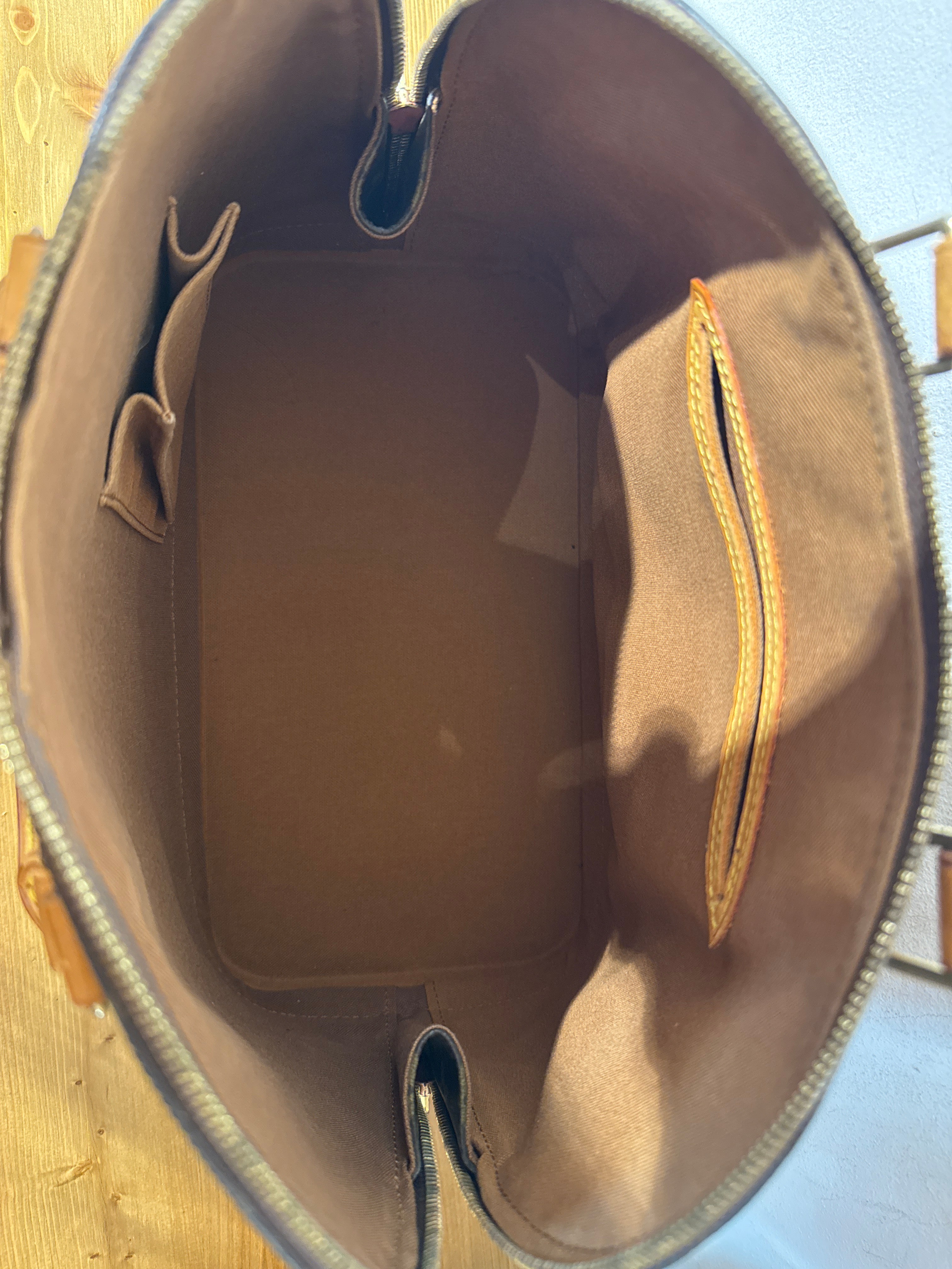 Louis Vuitton Alma Monogram