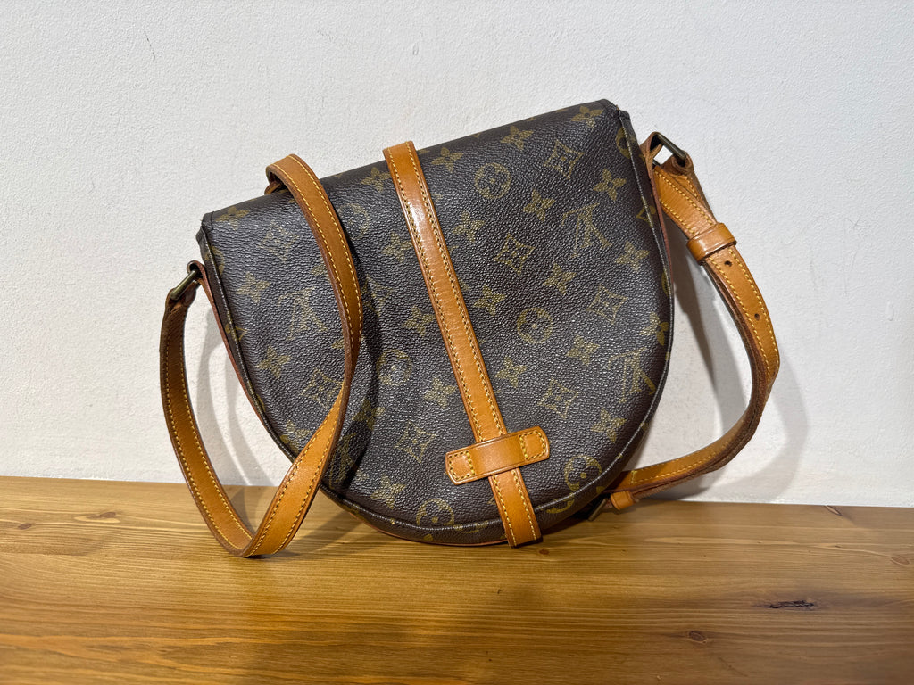 Louis Vuitton Chantilly