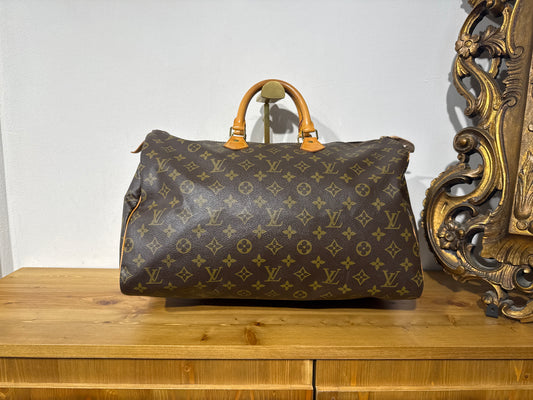 Louis Vuitton Speedy 40