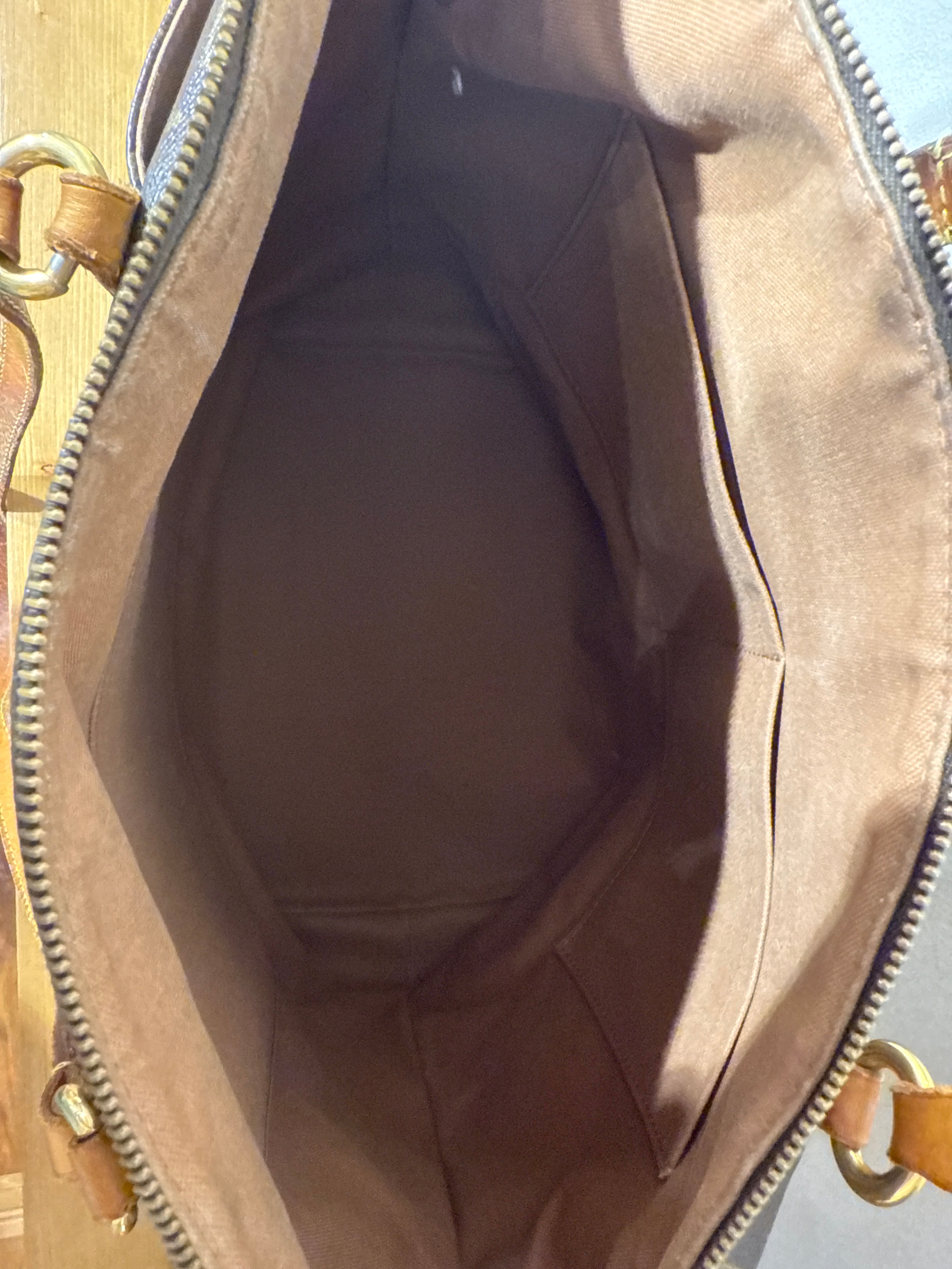 Louis Vuitton Totally MM